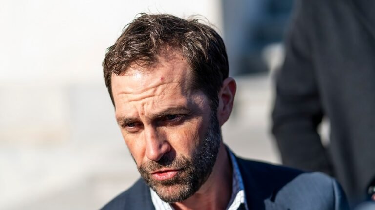 House Democrat: Trump administration not providing 'satisfactory answers' on Iran