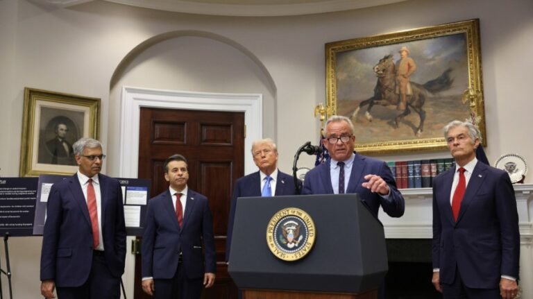 Emergency departments ordered less Tylenol after Trump's Oval Office remarks