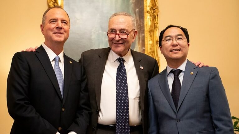 Kim sidesteps question on Schumer leadership future