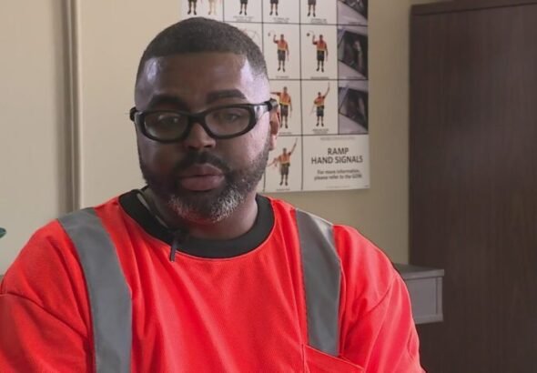 Norfolk Airport employee receives $5K award for heroic act on Delta flight