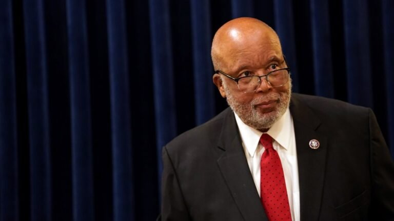 Thompson fends of challenger to win Mississippi primary