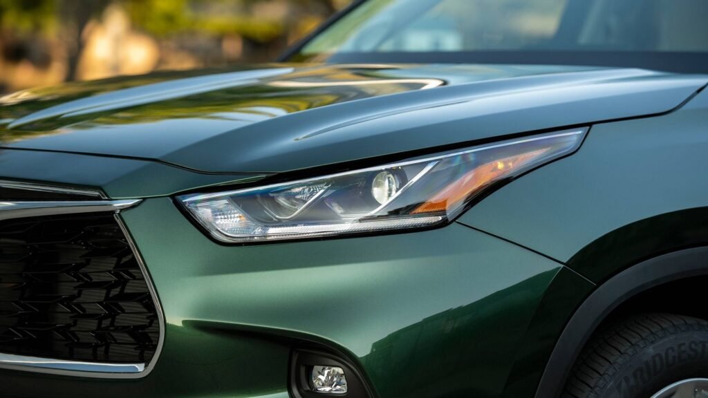 Toyota 7-Seater SUV Models Ranked By BuzzScore For  2026