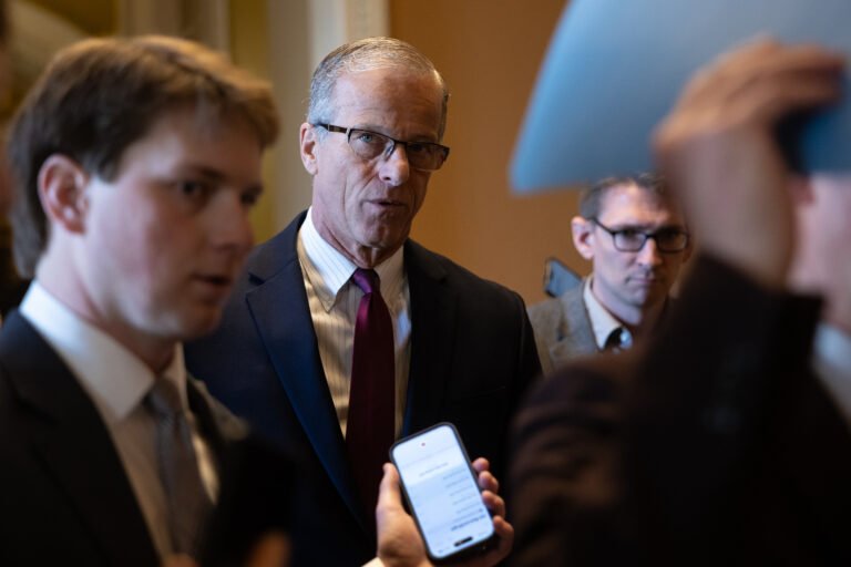 GOP senators see path to ending DHS shutdown after Trump meeting