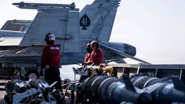 U.S. sailors, Marines deployed amid Iran war reach Centcom region