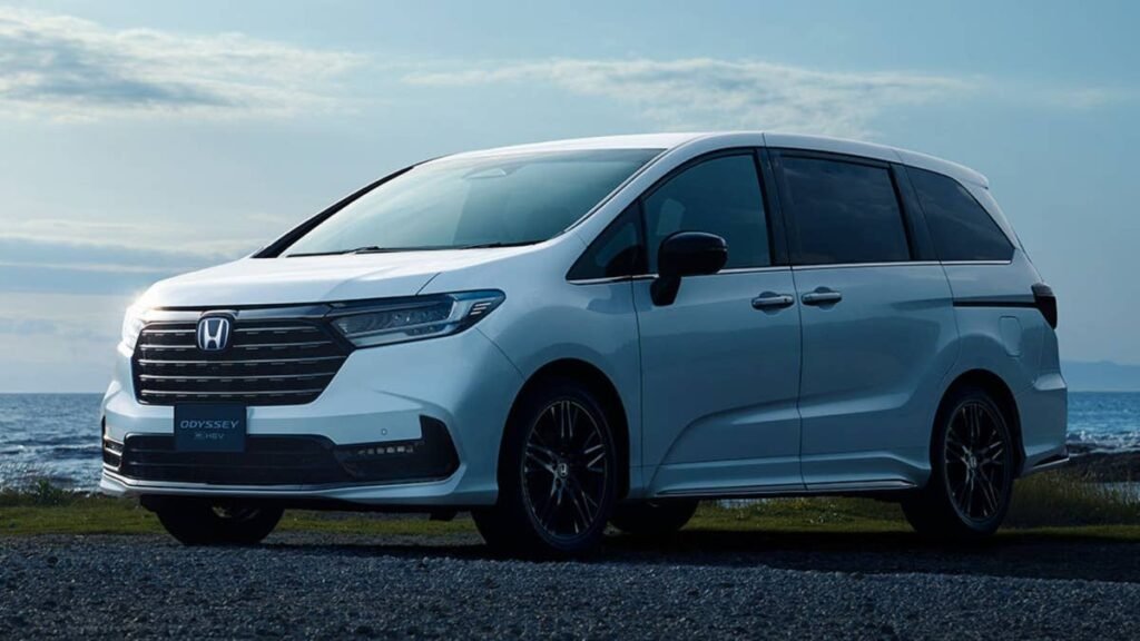 Will the Honda Odyssey Finally Get a Hybrid in the U.S.?