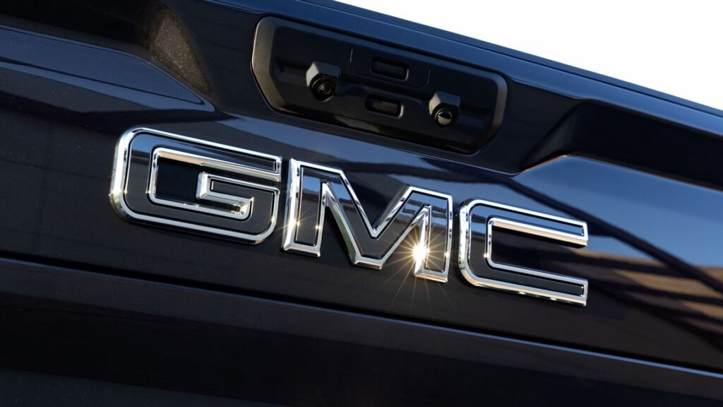 The GMC Jimmy Deserves A Revival - Here's Why