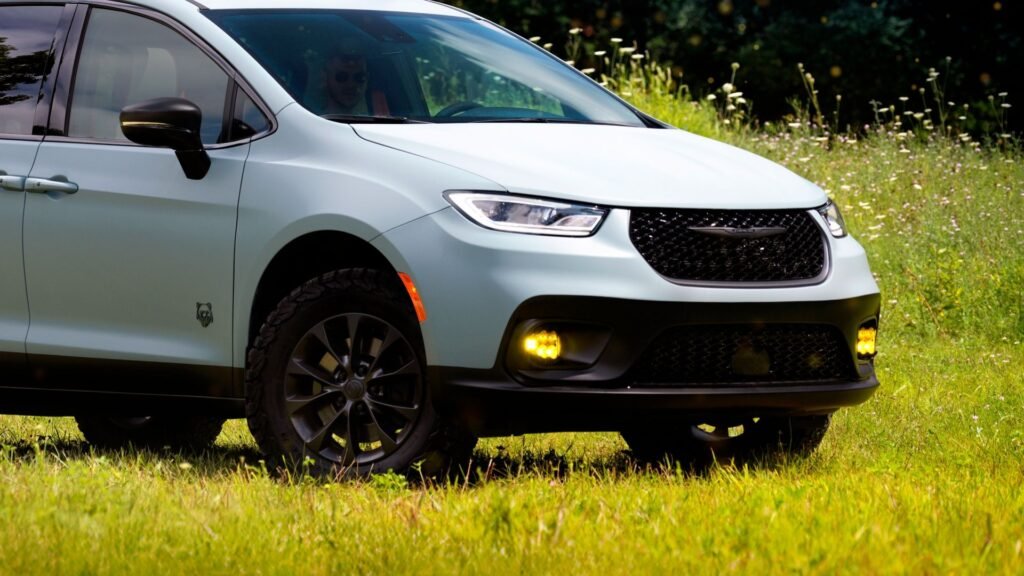 Chrysler Might Do The Unthinkable With Its Only Production Vehicle