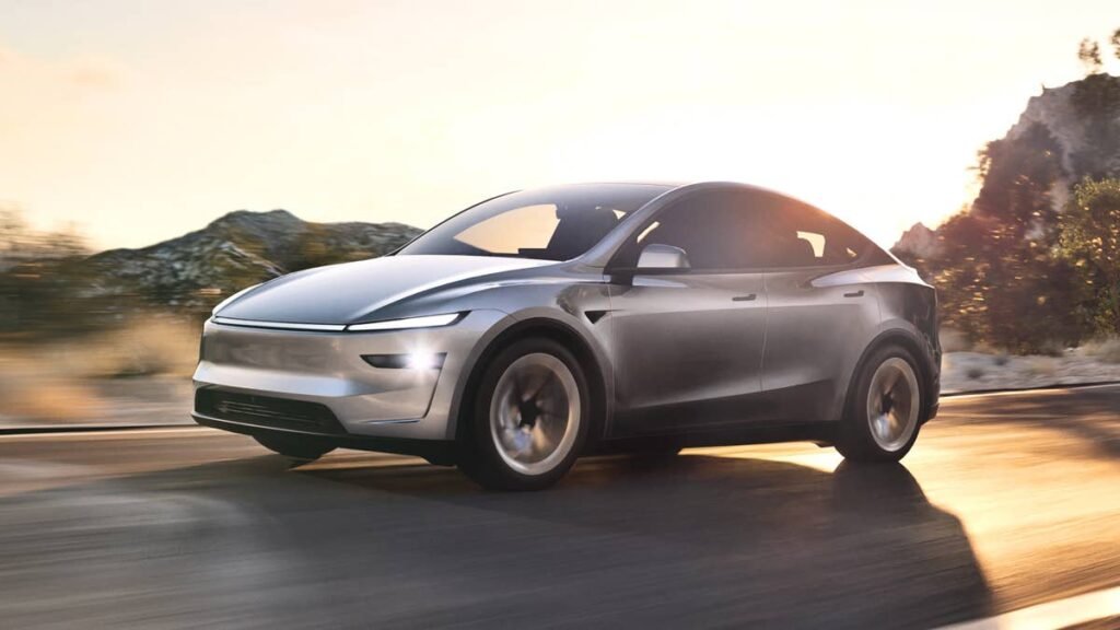 Uber Driver Trapped in Tesla Model Y Crash Sparks Lawsuit Over Door Handles