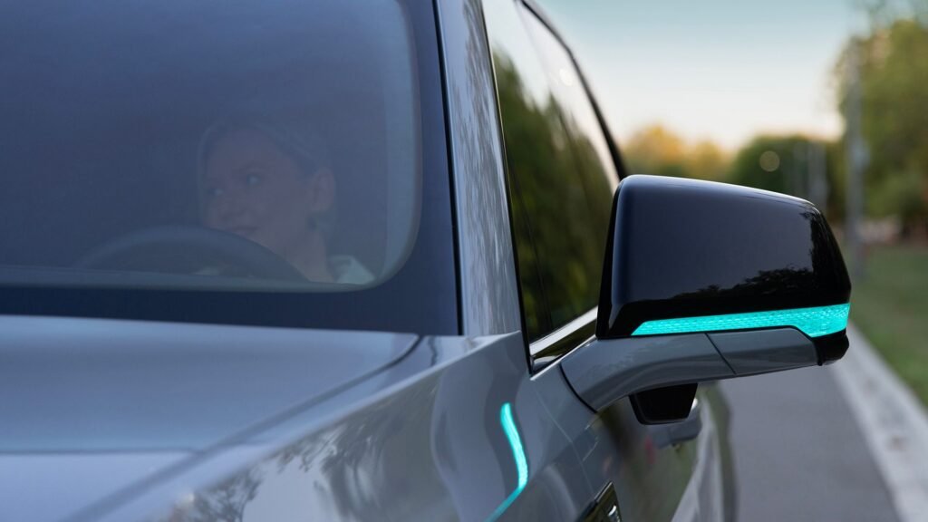 GM Finally Throws In The Towel On Electric Trucks