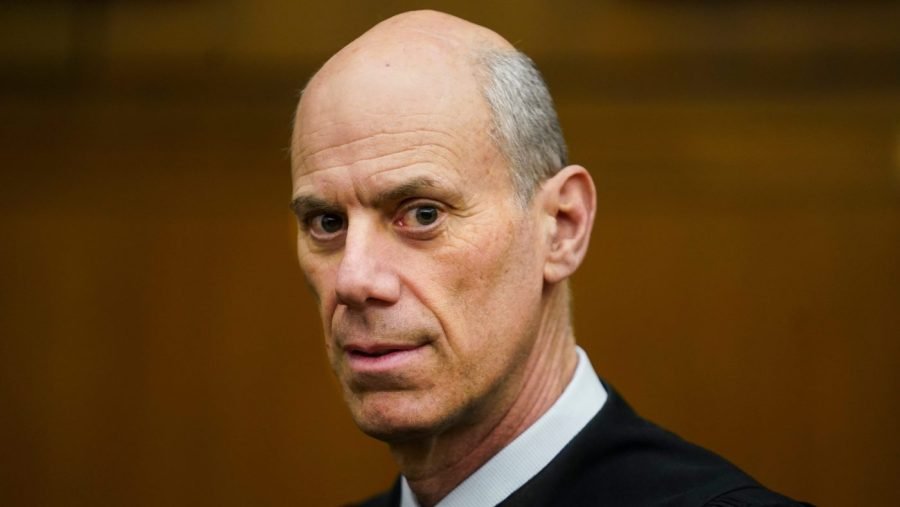 Appeals court halts Boasberg contempt inquiry over Venezuelan deportation flights