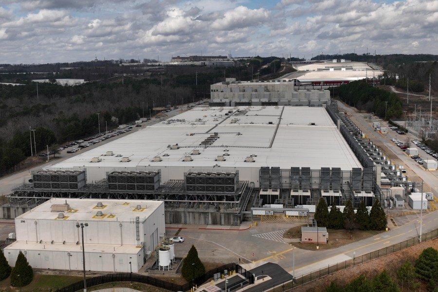 Anti-data center measures gain steam at state, local level
