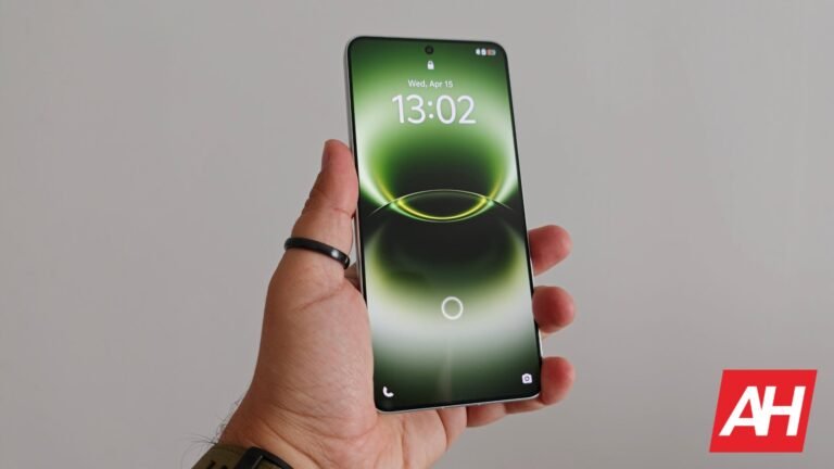 AMOLED Displays Are Set for Their Worst Year in a Long Time — Here's the Full Picture