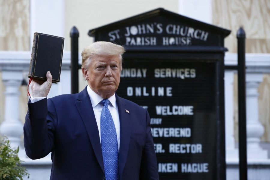 Which Bible passage is President Trump reading during marathon event?