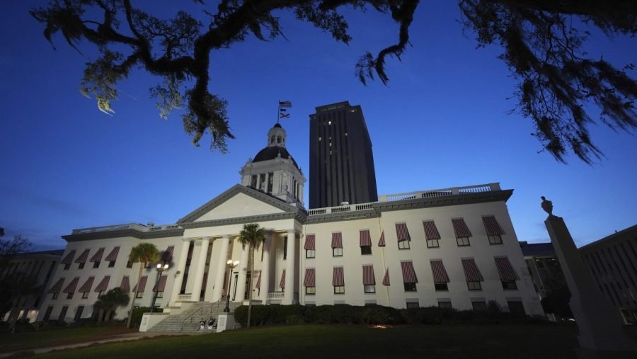 Florida House, Senate panels advance DeSantis's redistricting proposal  