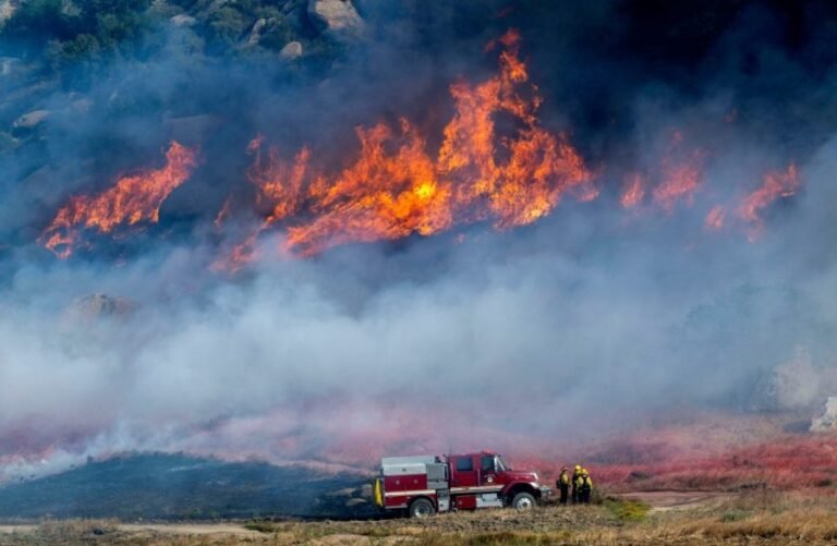Crews making progress containing Southern California wildfire as some mandatory evacuations remain