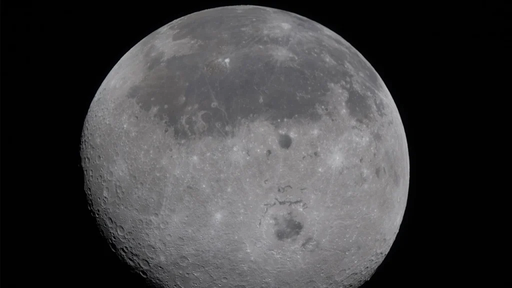 Moon flyby shatters Apollo 13’s distance record, and also includes a solar eclipse