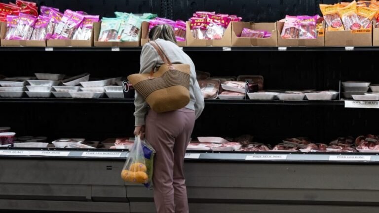 Percentage of Americans saying financial situation getting worse highest since 2001: Gallup