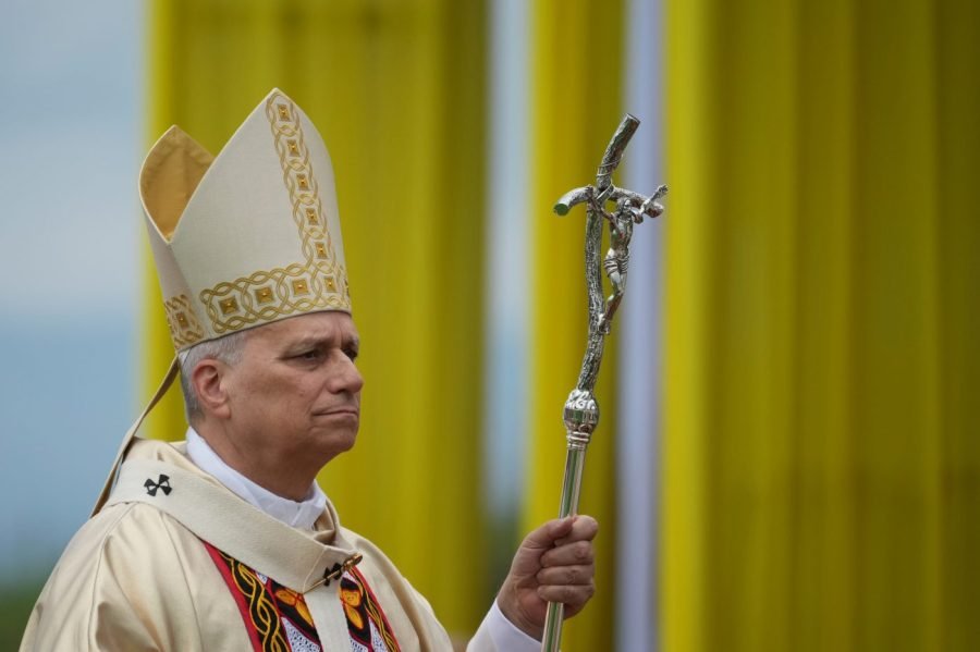 Pope Leo rips those who 'manipulate religion' amid feud with Trump