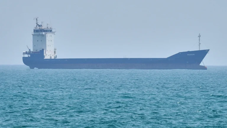 U.S. attacks and seizes Iranian ship in Strait of Hormuz, throwing a ceasefire into question