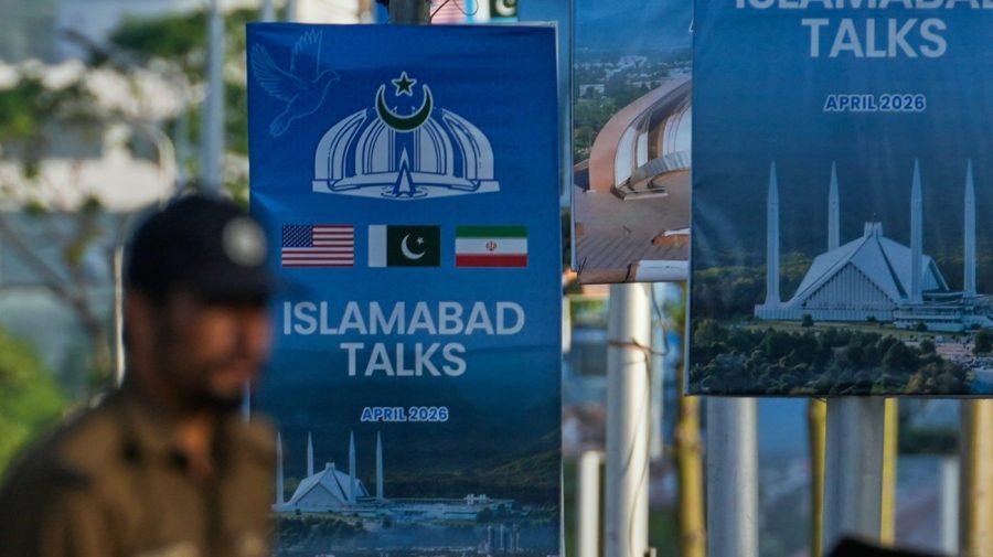 US envoys head to Pakistan as Iran throws cold water on direct talks