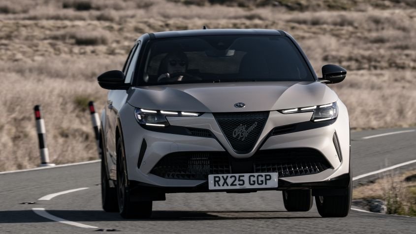 Car Deal of the Day: Alfa Romeo Junior Ibrida offers style and efficiency for £225 a month