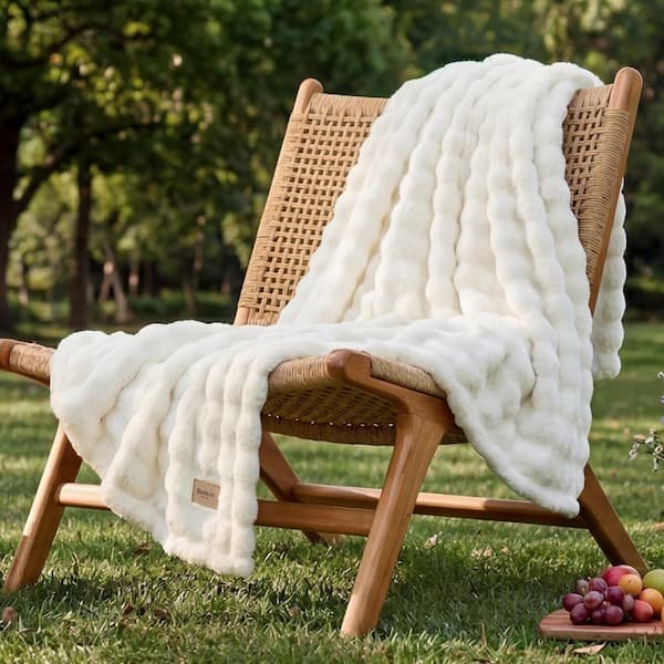 Bedsure Fleece Bubble Throw Blanket as low as $10.79!