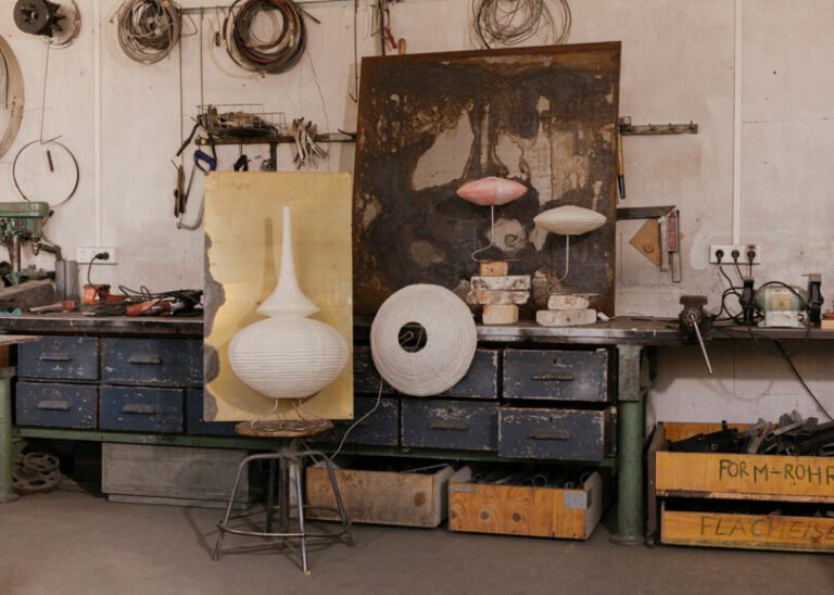 Endless Flat Studio’s Sculptural Lighting Series Marries Traditional Techniques with Modern Gestures