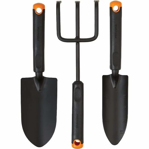 Fiskars 3-Piece Garden Tool Set only $10.49 (Reg. $20)!
