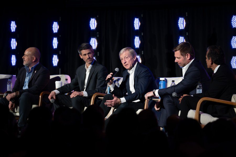 Swalwell exit upends California governor's race: Poll 