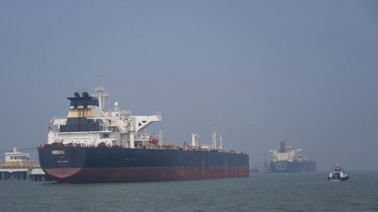 Trump’s Strait of Hormuz gambit approaches zero hour