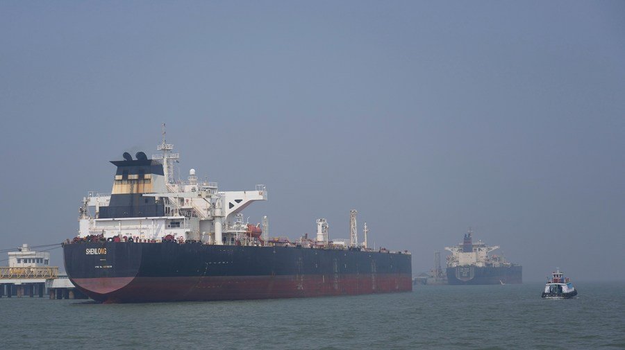 Trump’s Strait of Hormuz gambit approaches zero hour