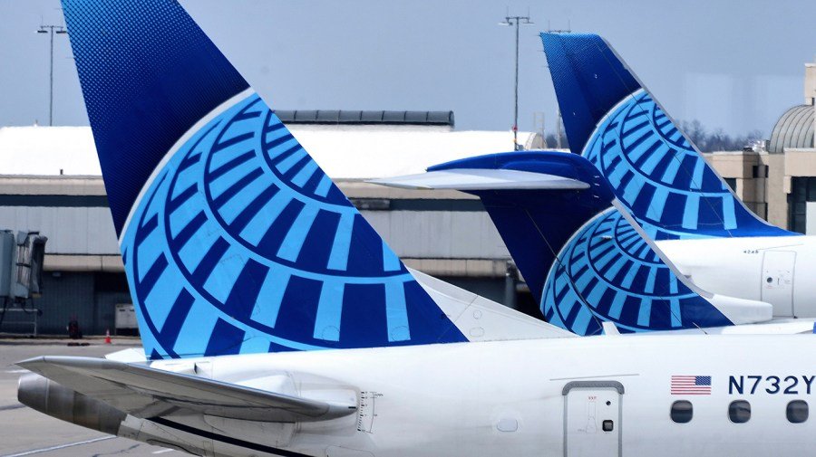 United flight reports possible drone strike near San Diego