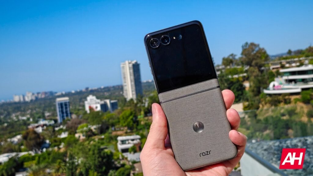 Motorola Razr 2026 Specs