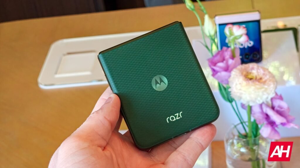 Motorola Razr Plus 2026 Specs