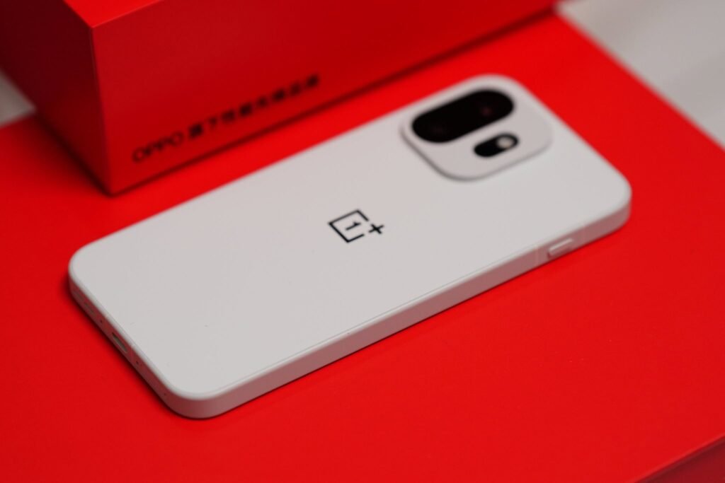 OnePlus 15T's Price Jump Is Already Hurting Sales — But Is the Backlash Justified?