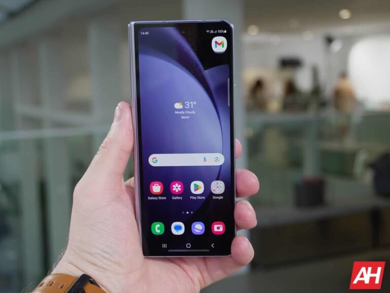 Samsung Expands April Security Update To More Galaxy Foldables and Tablets