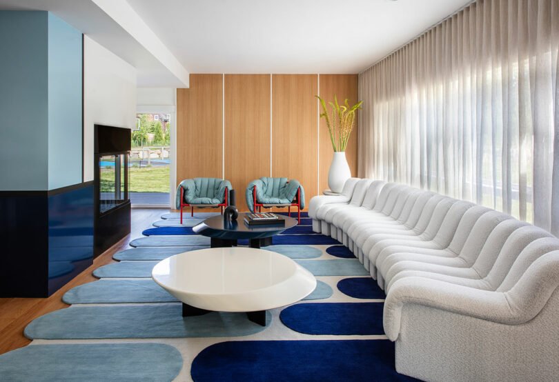 This Long Island Home Offers a Chromatic Counterpoint to Quiet Luxury