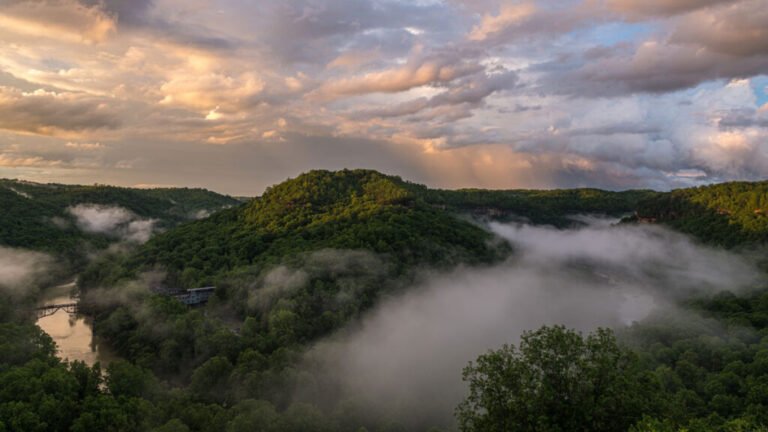 As the Coal Industry Fades, Life Expectancies in Coal Country Shift