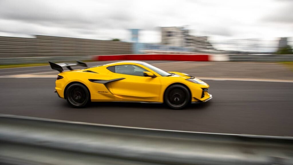 Watch as Chevrolet Corvette ZR1X Beats McLaren Senna Again While Setting Two New Lap Records