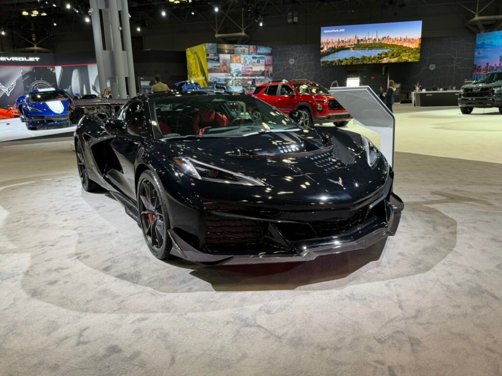 Chevy Built a Corvette ZR1X to Celebrate America’s 250th Birthday