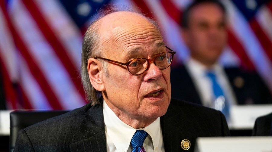 House Democrat sings 'The Gambler' during eulogy for songwriter