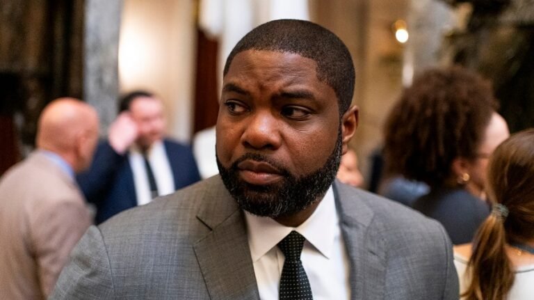 House lawmakers, on both sides of the aisle call on Swalwell, Gonzales to resign amid misconduct allegations