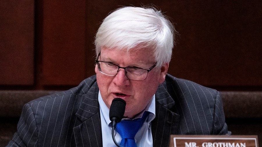 House passes sprawling farm bill despite GOP infighting