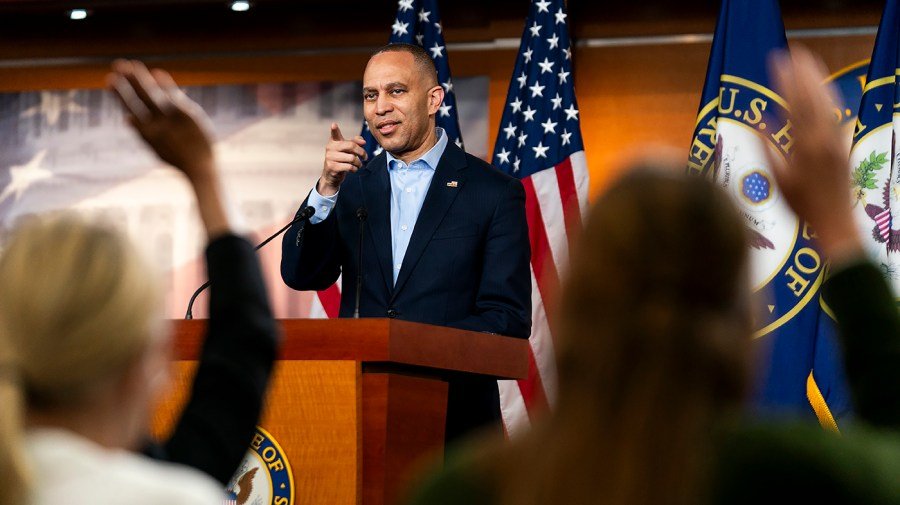 Jeffries stands by ‘maximum warfare’ language: ‘I don't give a damn about your criticism’