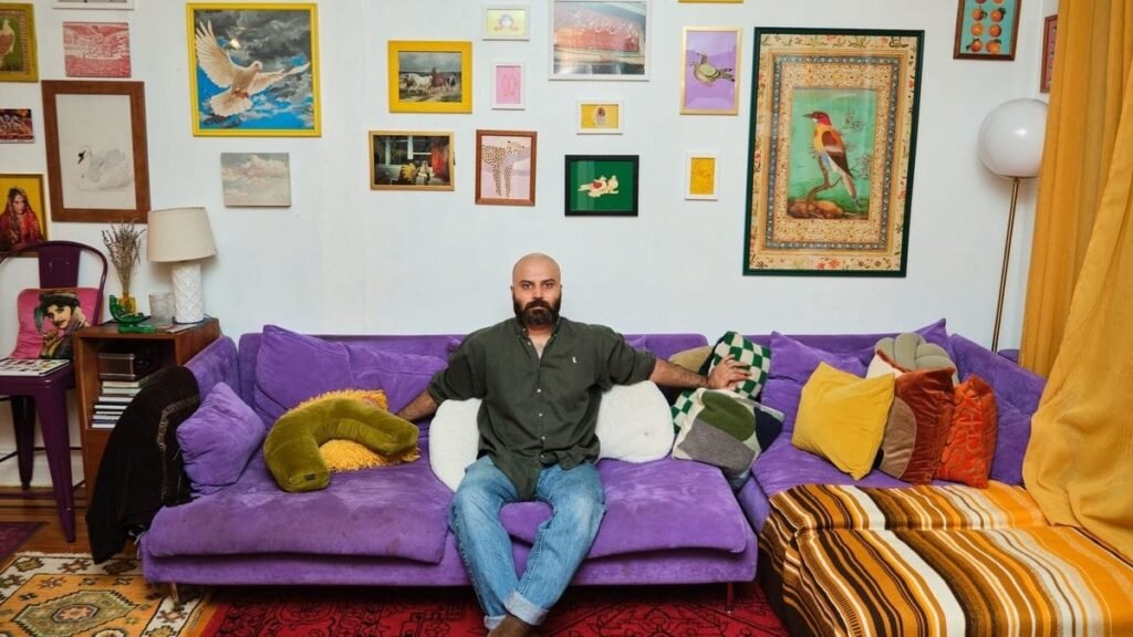 Jasper Johns Marks Time