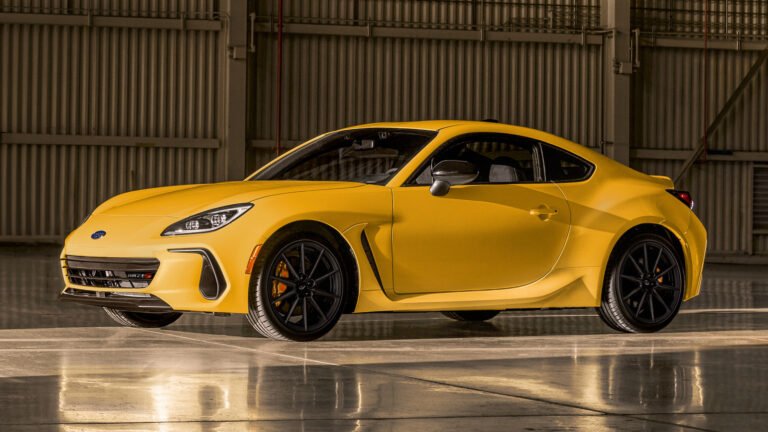 These Are The Main Differences Between The Toyota GR86 Yuzu And The Subaru BRZ Series.Yellow