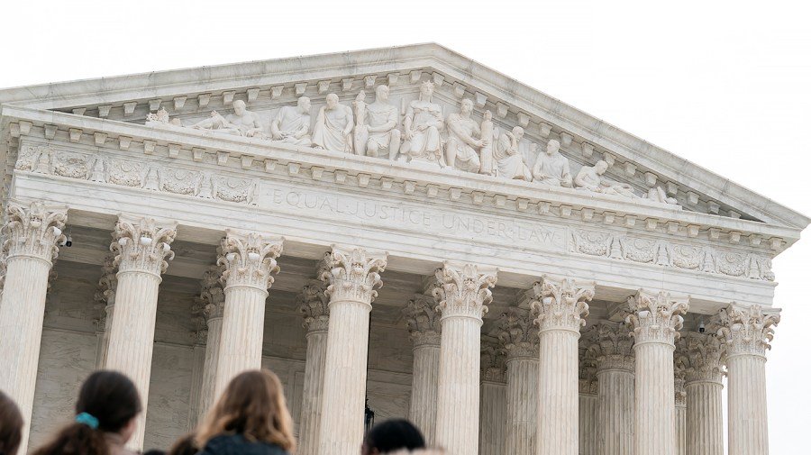 Supreme Court returns state-secrets privilege case to lower court 