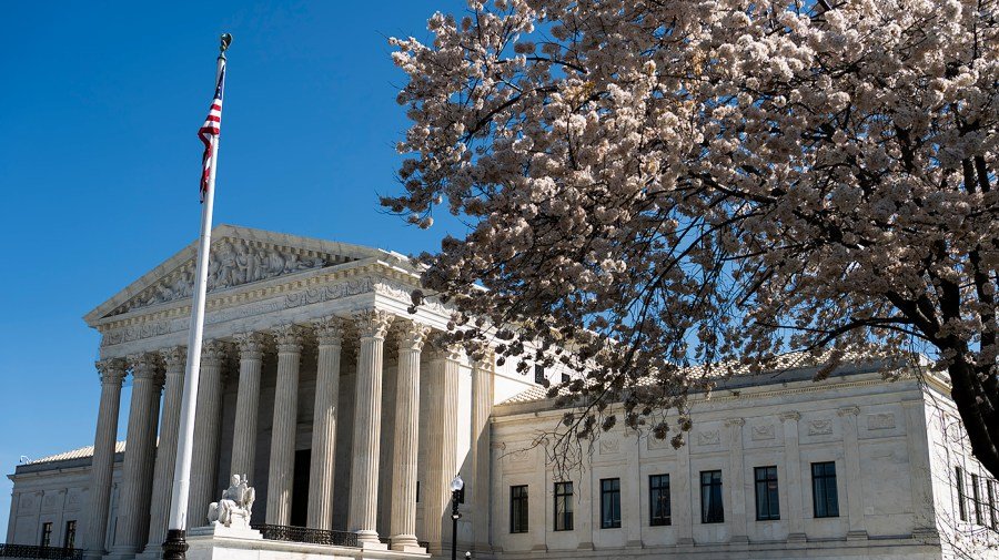 Ruling in Colorado conversion therapy case brings up free speech debate