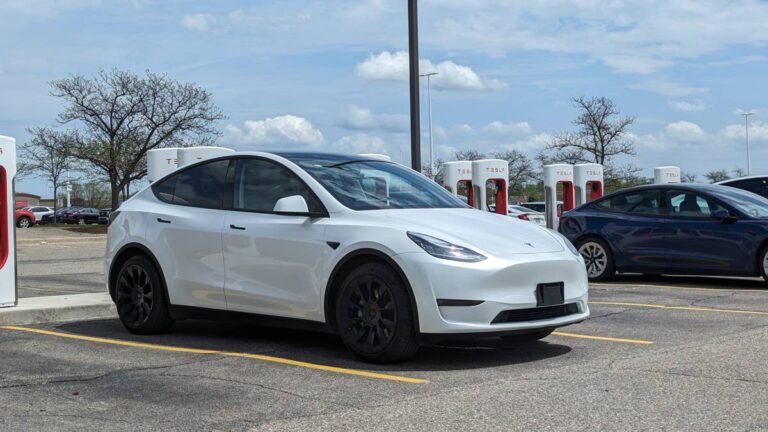 Tesla Model Y Steering Wheel Fell Off While Driving — Here’s What Investigators Found