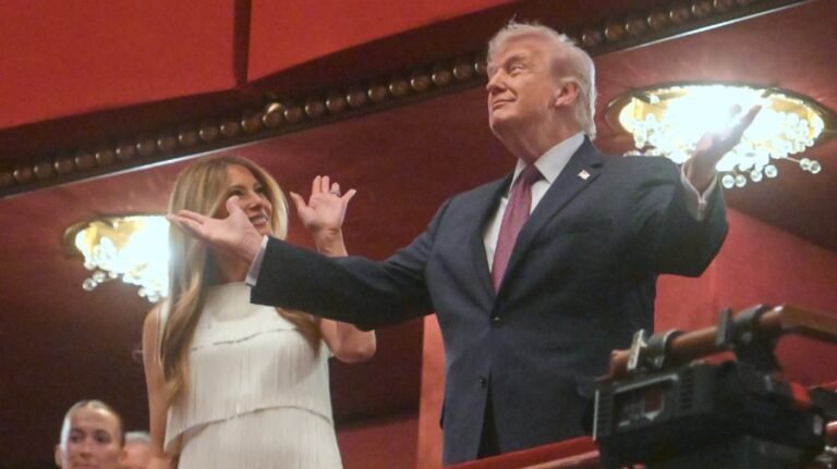 Trump draws applause at Kennedy Center opening of 'Chicago'